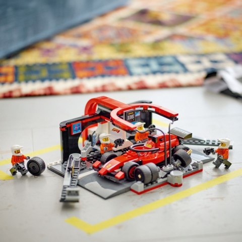 Klocki City 60443 F1 Pit stop i mechanicy z bolidem Ferrari