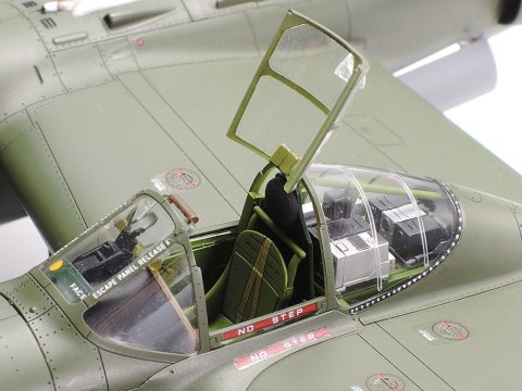 Model plastikowy Lockheed P-38 F/G Lightning Model plastikowy Lockheed P-38 F/G Lightning