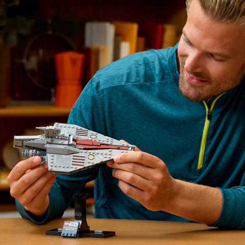 Klocki Star Wars 75404 Krążownik szturmowy typu Acclamator Klocki Star Wars 75404 Krążownik szturmowy typu Acclamator