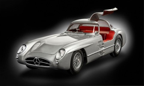 Zestaw upominkowy Mercedes Benz 300 1/24 Zestaw upominkowy Mercedes Benz 300 1/24