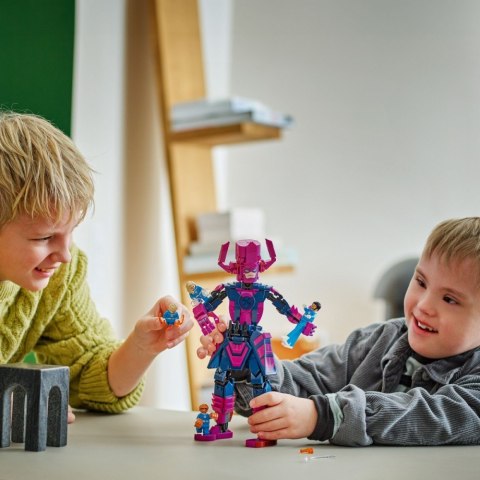 Klocki Super Heroes 76316 Figurka Fantastycznej Czwórki kontra Galactus Klocki Super Heroes 76316 Figurka Fantastycznej Czwórki kontra Galactus