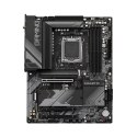 Płyta główna B650 GAMING X AX V2 AM5 4DDR5 HDMI/DP M.2 ATX Płyta główna B650 GAMING X AX V2 AM5 4DDR5 HDMI/DP M.2 ATX