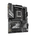 Płyta główna B650 GAMING X AX V2 AM5 4DDR5 HDMI/DP M.2 ATX Płyta główna B650 GAMING X AX V2 AM5 4DDR5 HDMI/DP M.2 ATX