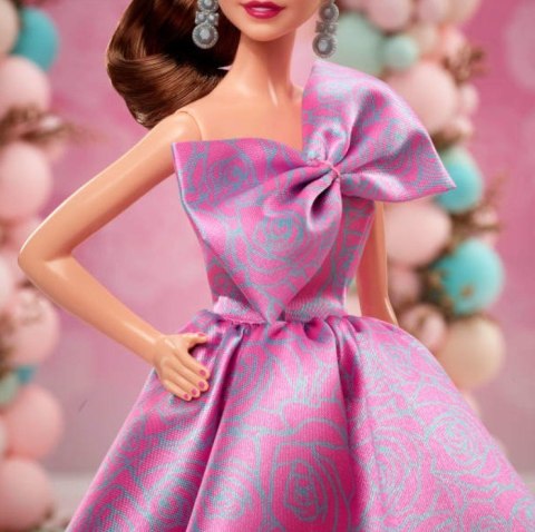 Lalka Barbie Urodzinowe życzenia Lalka Barbie Urodzinowe życzenia